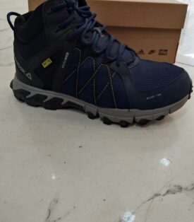 Reebok safety boots