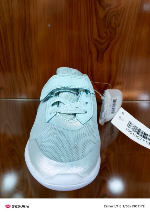 df53d90f-f5bf-458c-b7b0-e53154feabf1