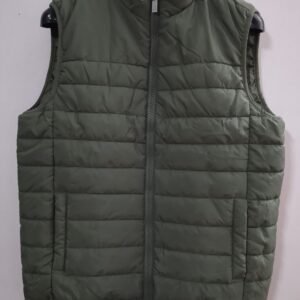 New Look funnel neck lightweight sleevelees jacket
