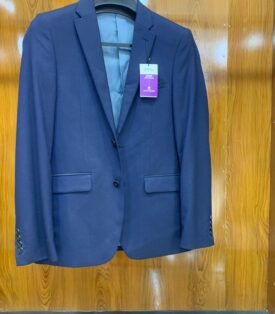 Burton menswear London Sizes. 36 R Chest 91 cm Skinny fit