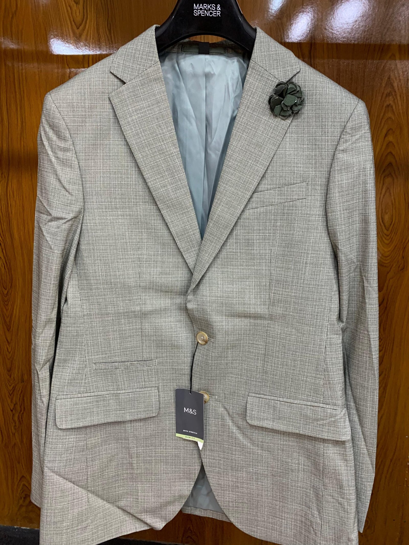 M&S Chest 38in 97cm