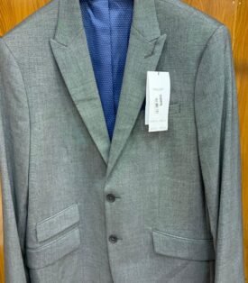 Burton menswear London Sizes . 44in 112cm Regular fit