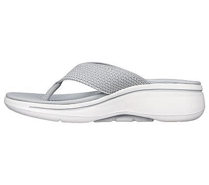 Skechers Go Walk Arch Fit-Weekender flip flops - Image 2